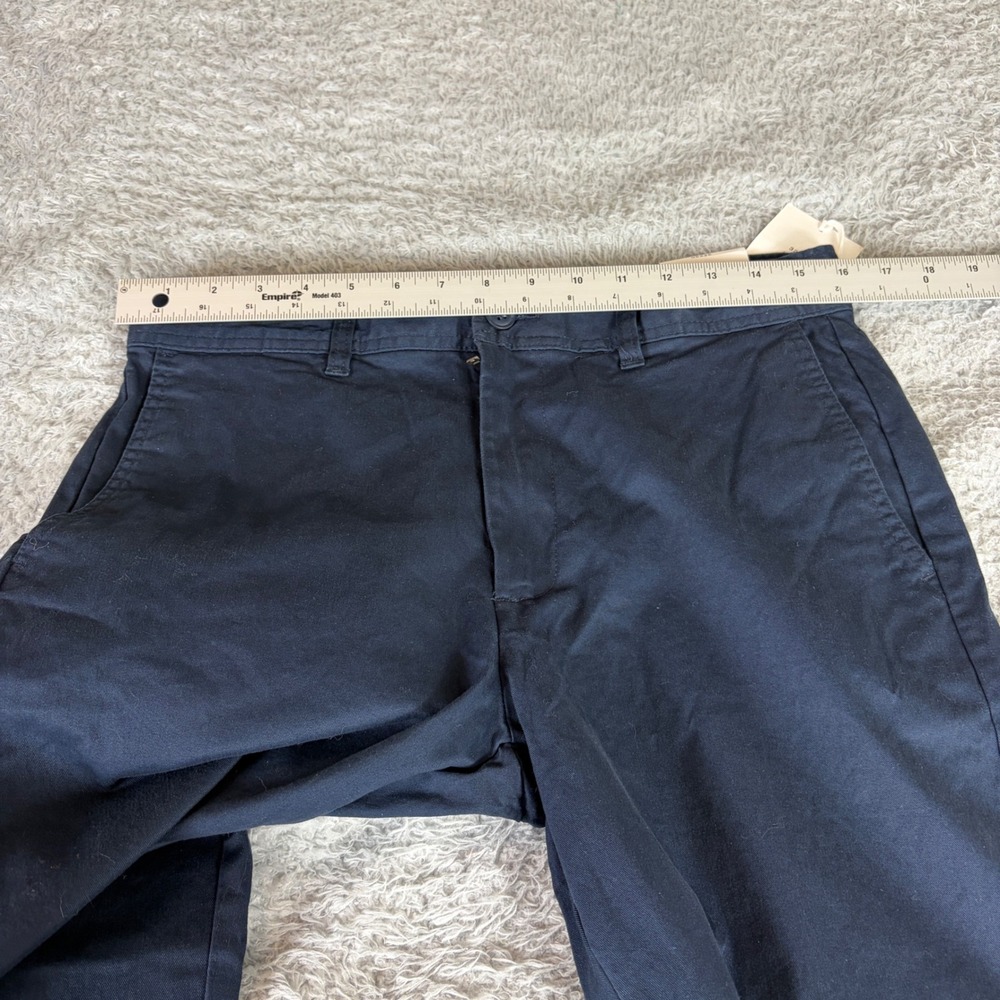Free Assembly Mens Chino Pants Navy Blue Straight Leg 32x30 NWT - Picture 3 of 10